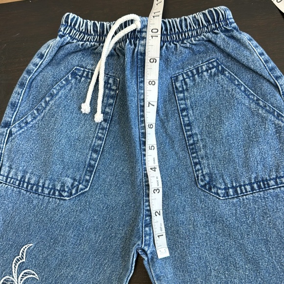 Girls Embroidered Flare Leg Jeans - Picture 4 of 6